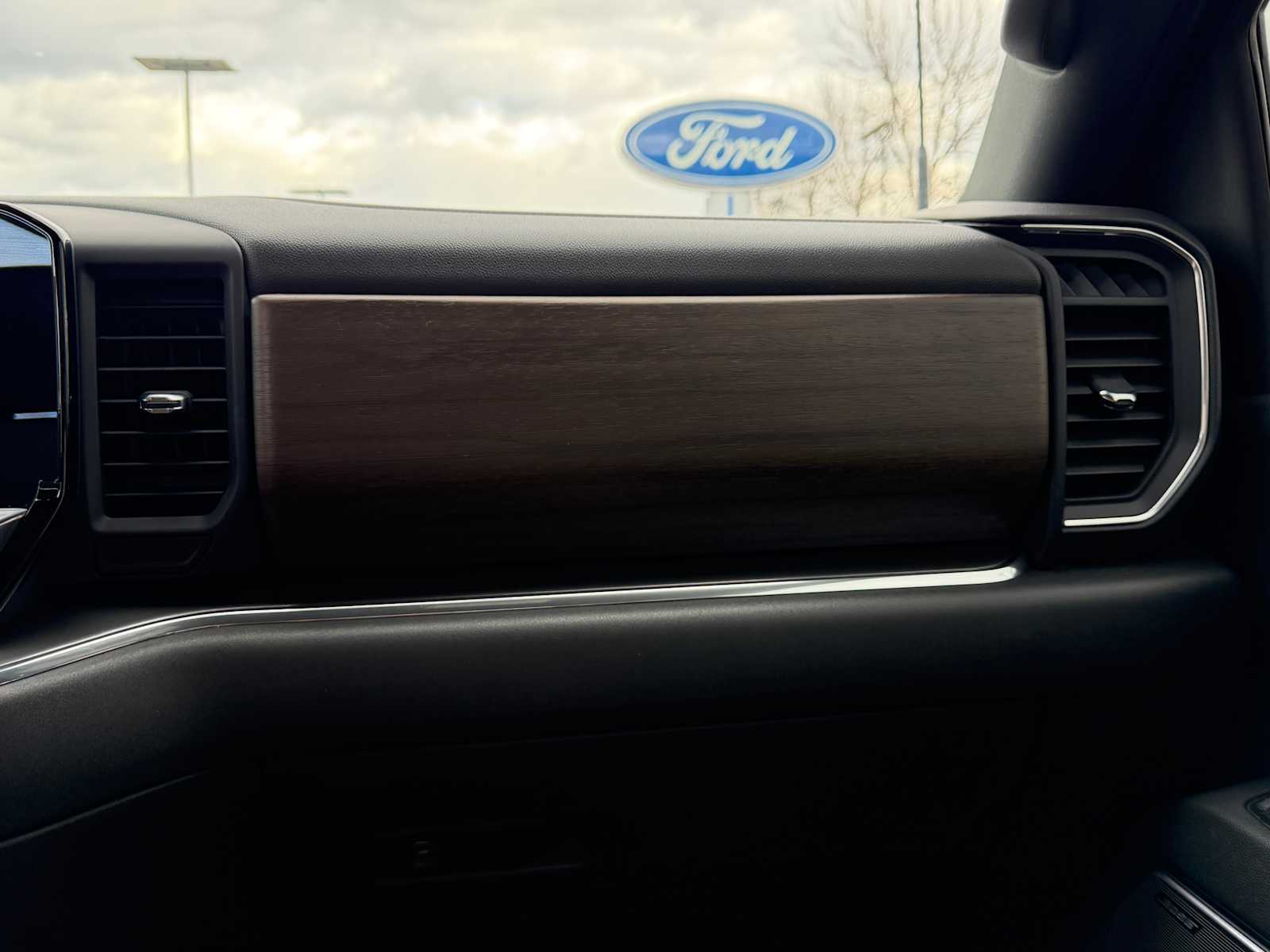 Thumbnail: 2024 Chevrolet Silverado 2500 - 22