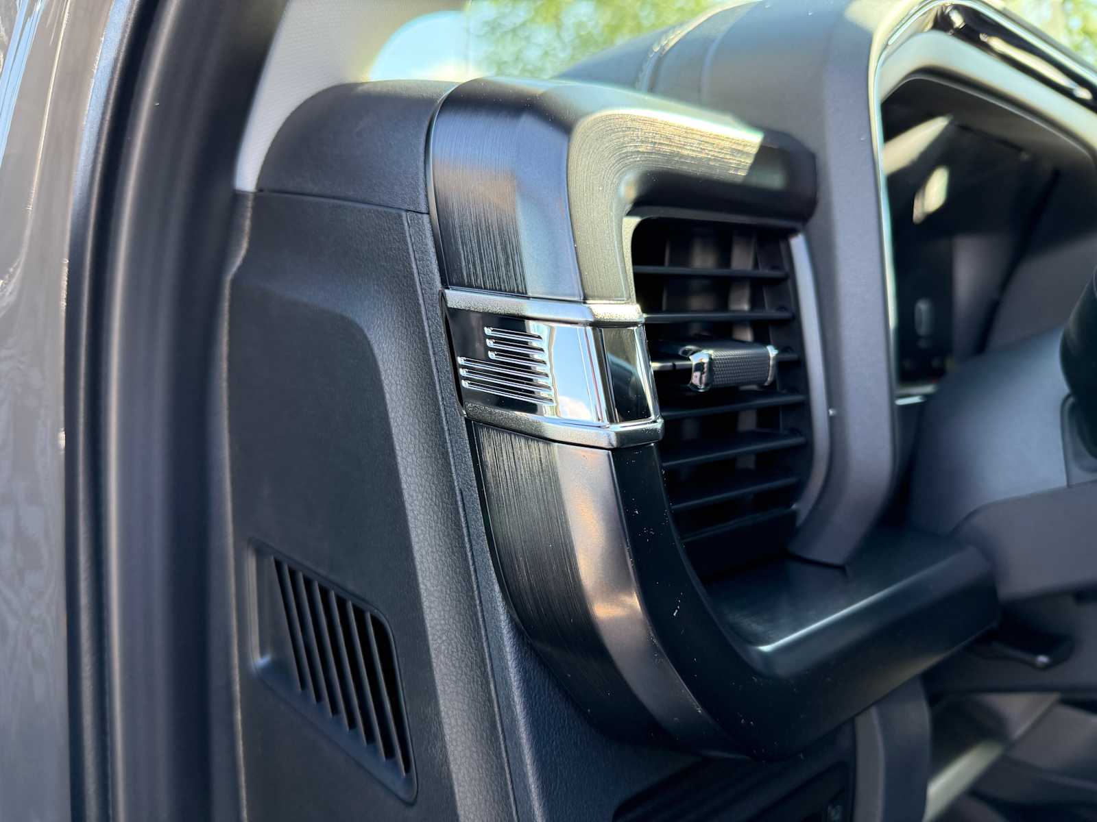 Thumbnail: 2026 Ford F-350 - 11