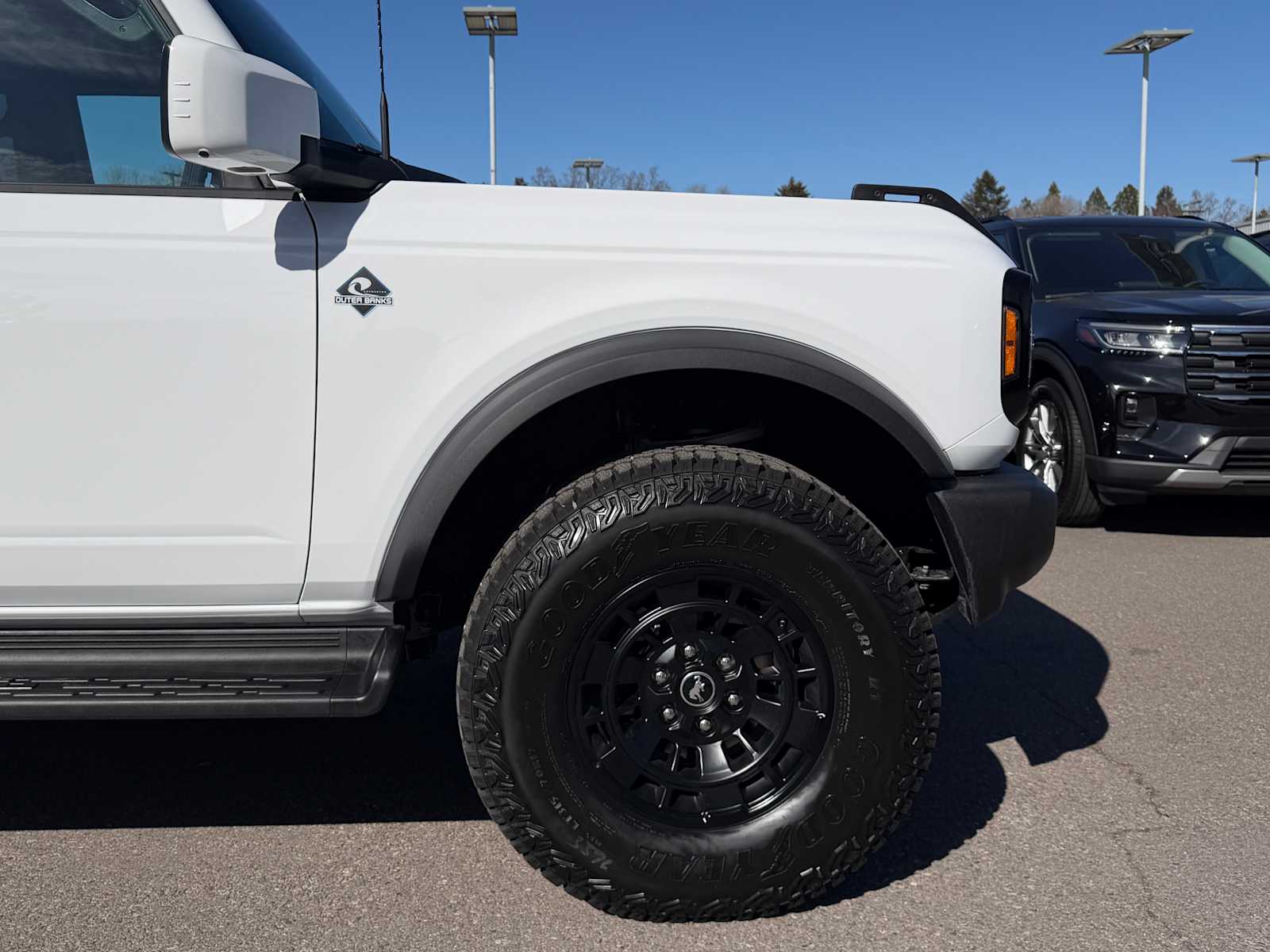 Thumbnail: 2026 Ford Bronco - 5