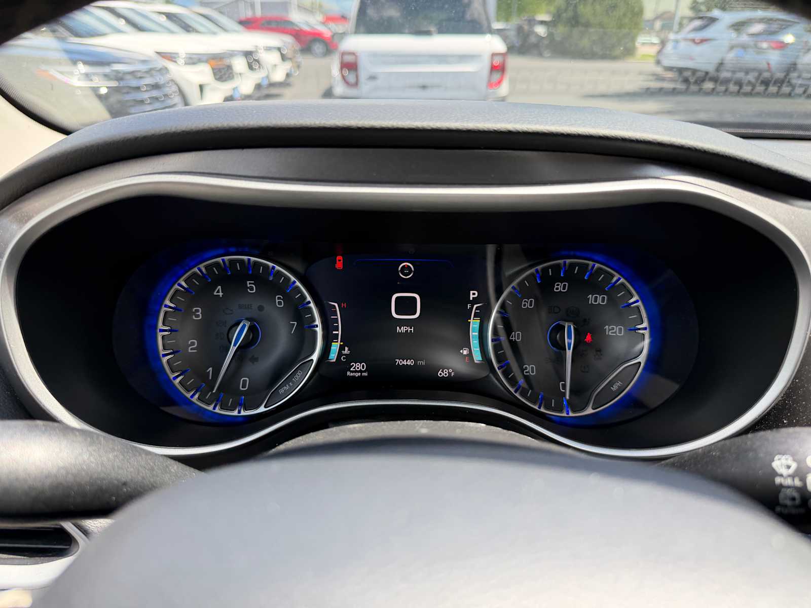 Thumbnail: 2023 Chrysler Pacifica - 14