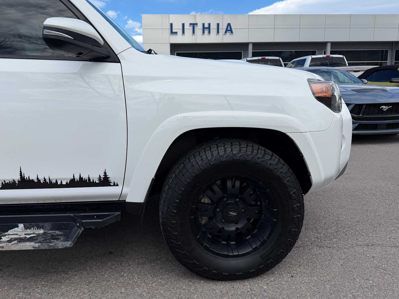 Thumbnail: 2022 Toyota 4Runner - 5