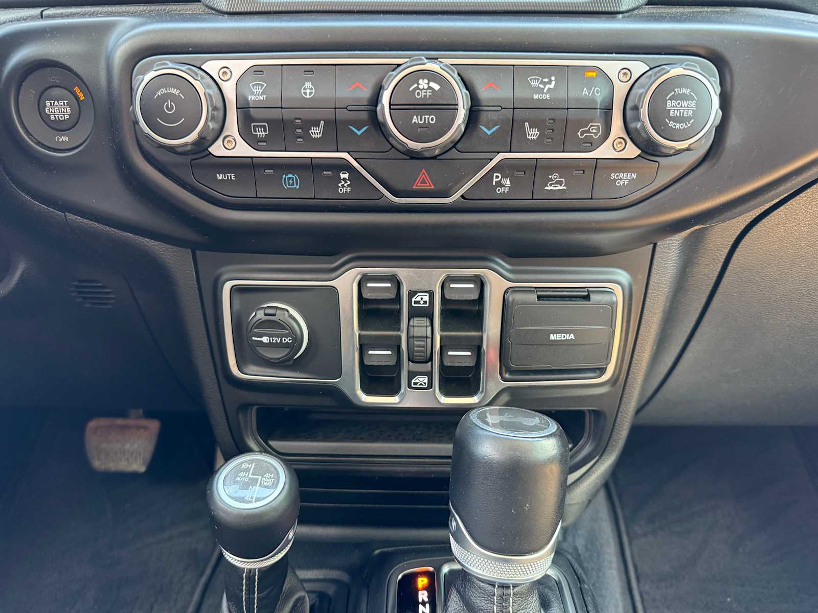 2021 Jeep Wrangler Unlimited Sahara 17
