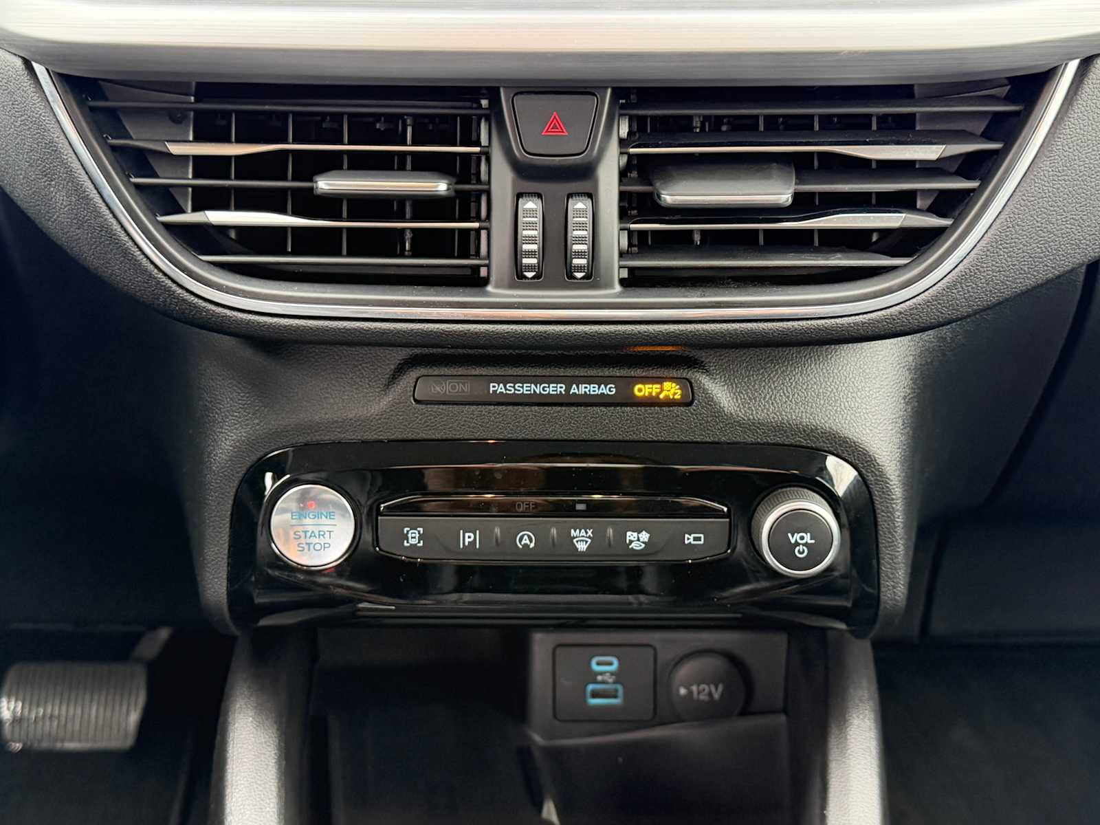 Thumbnail: 2023 Ford Escape - 16