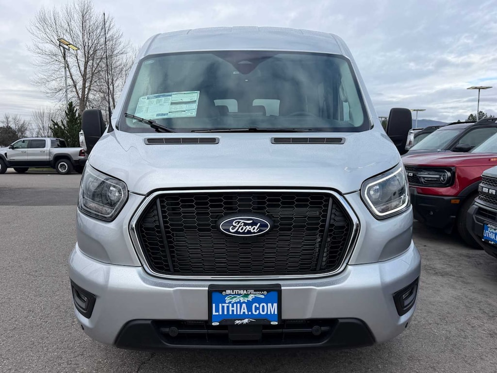 New 2026 Ford Transit-350 Passenger Passenger Van XLT Wagon Medium Roof Van
