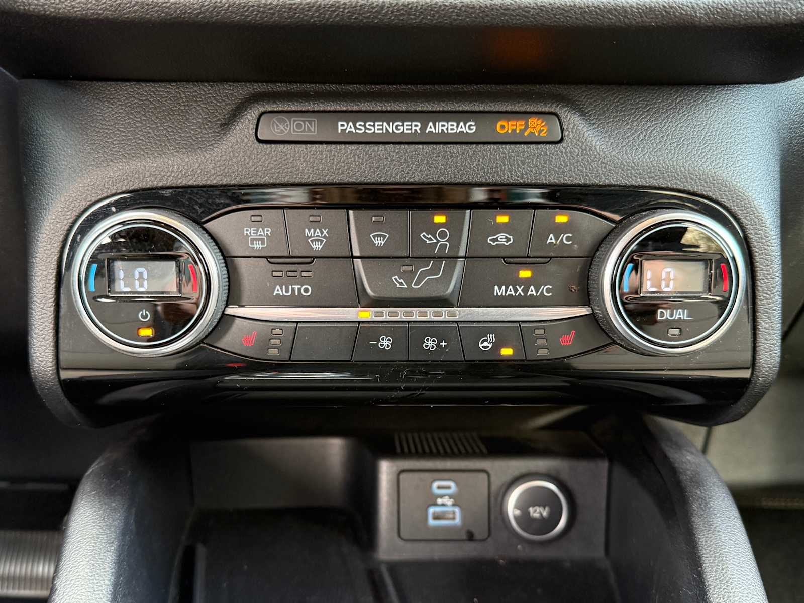 Thumbnail: 2021 Ford Escape - 17