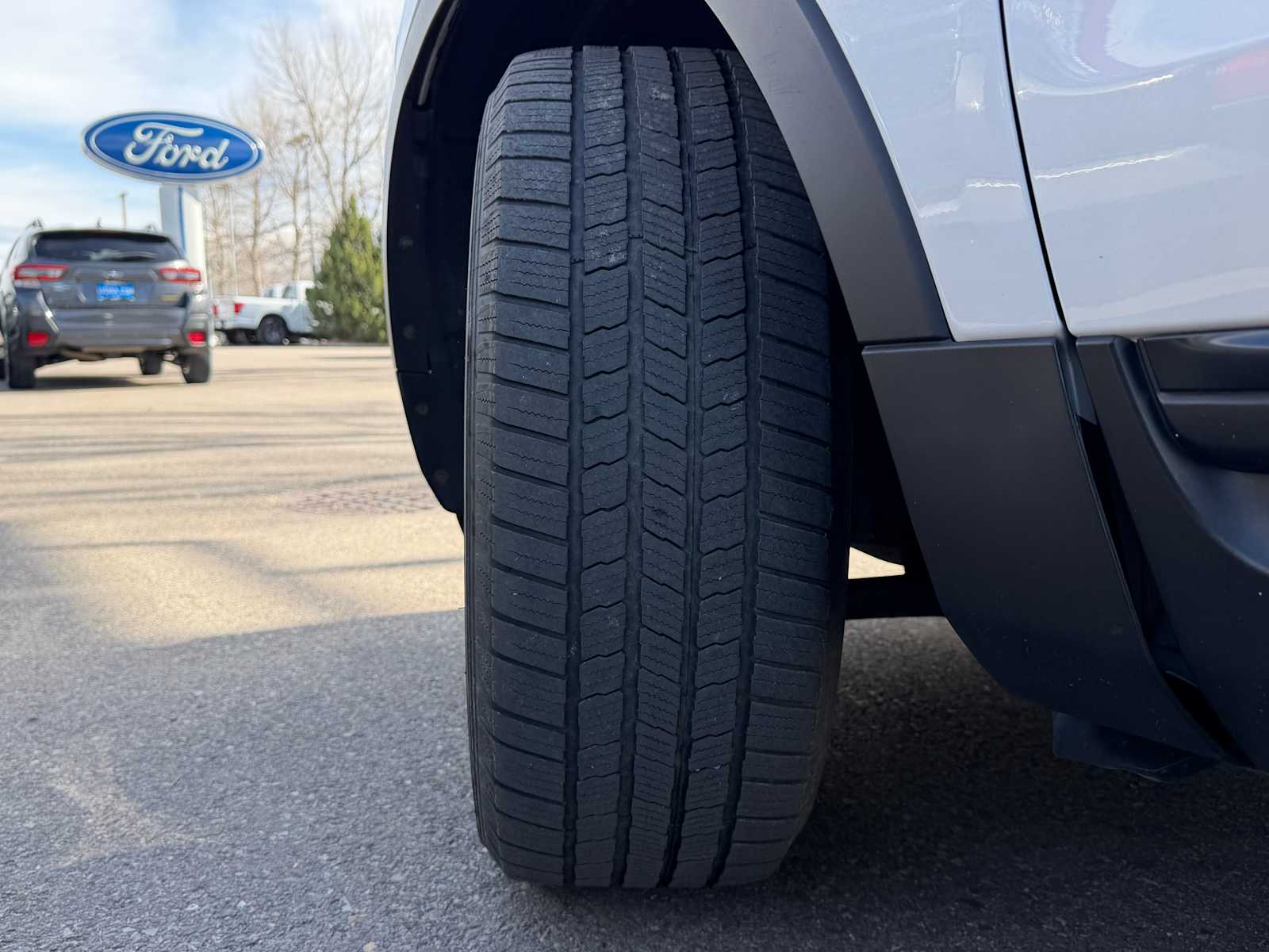 Thumbnail: 2014 Ford Explorer - 31