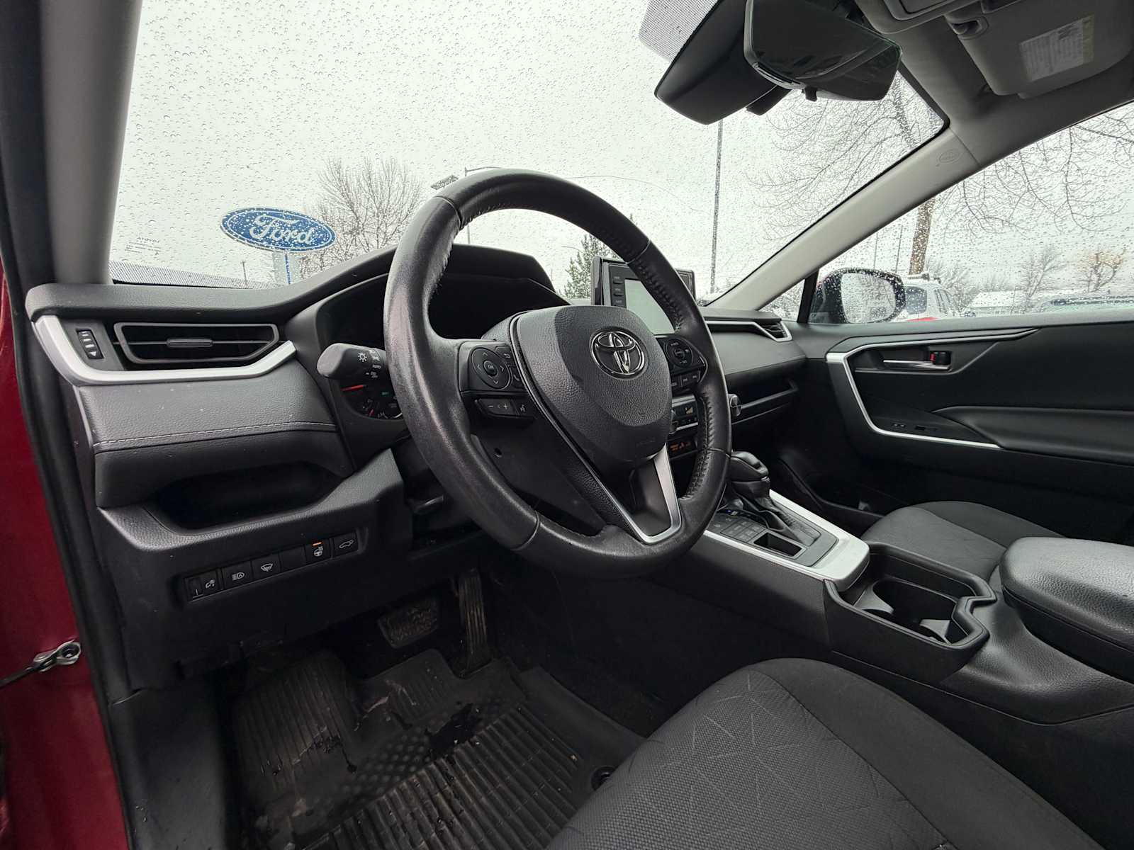 Thumbnail: 2021 Toyota RAV4 - 13