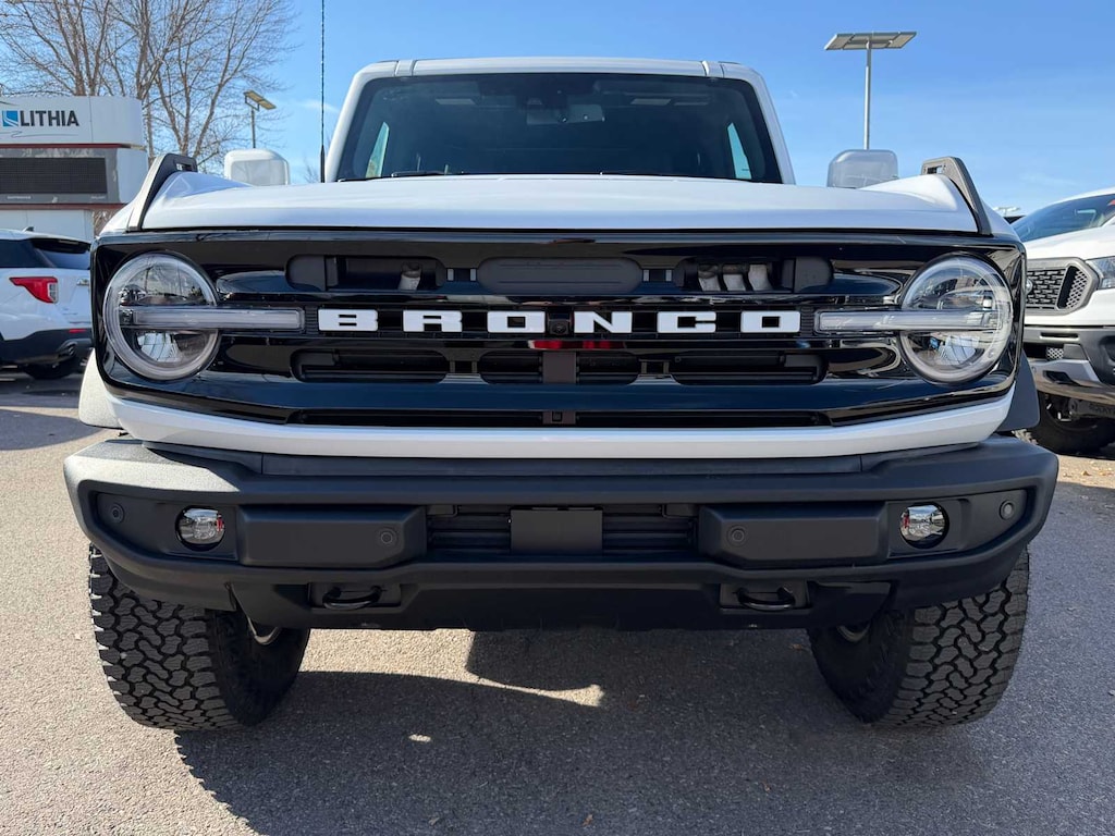 New 2025 Ford Bronco Outer Banks SUV