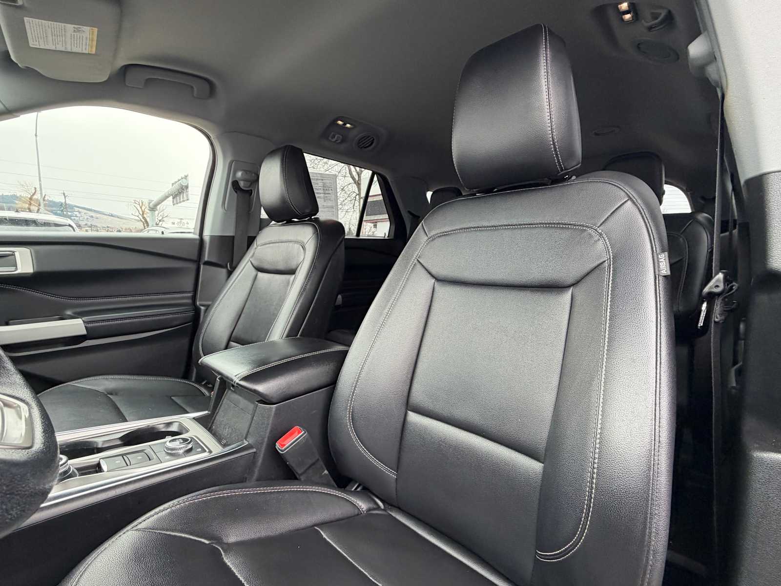 Thumbnail: 2020 Ford Explorer - 12