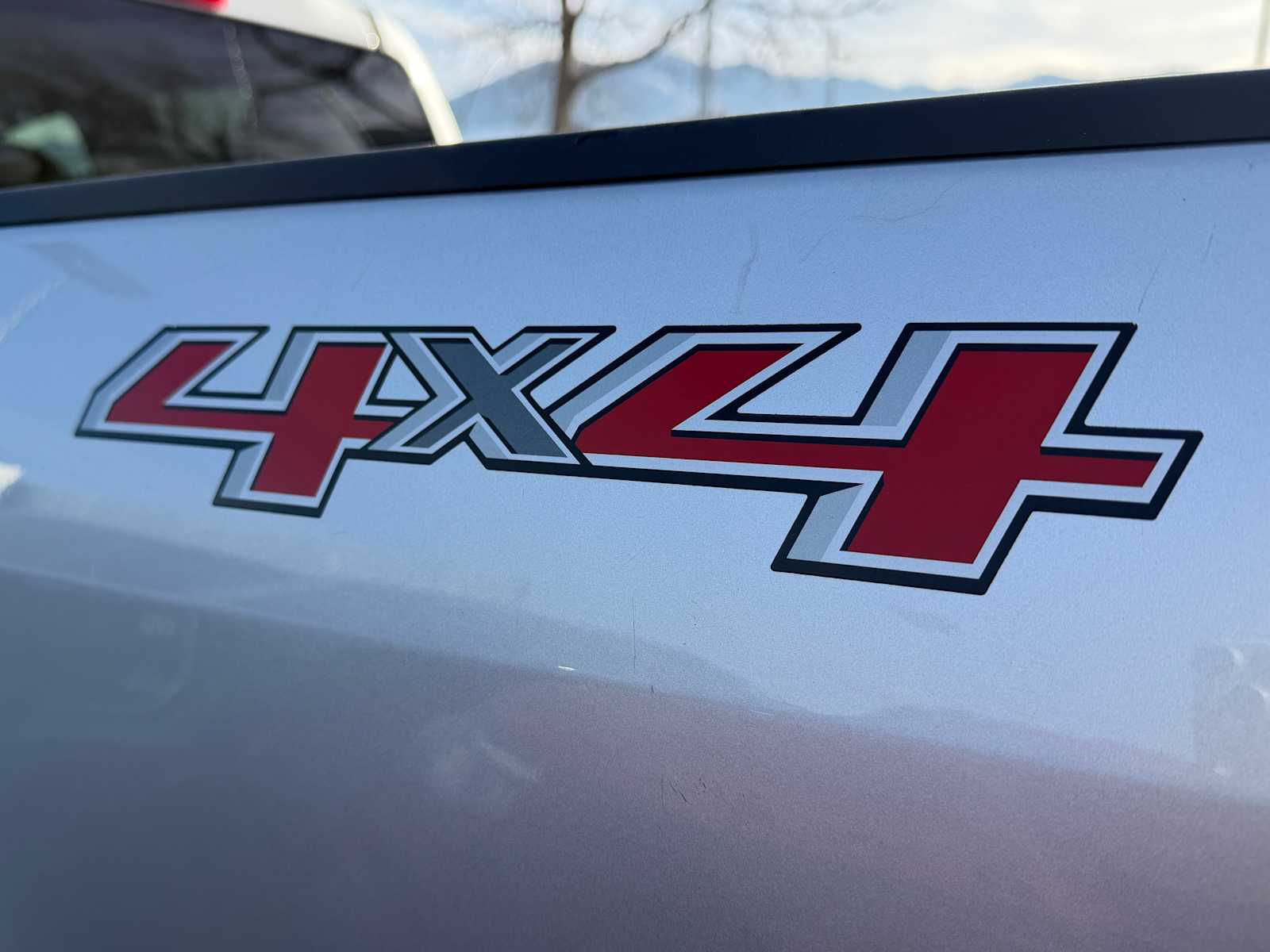 Thumbnail: 2018 Chevrolet Colorado - 10