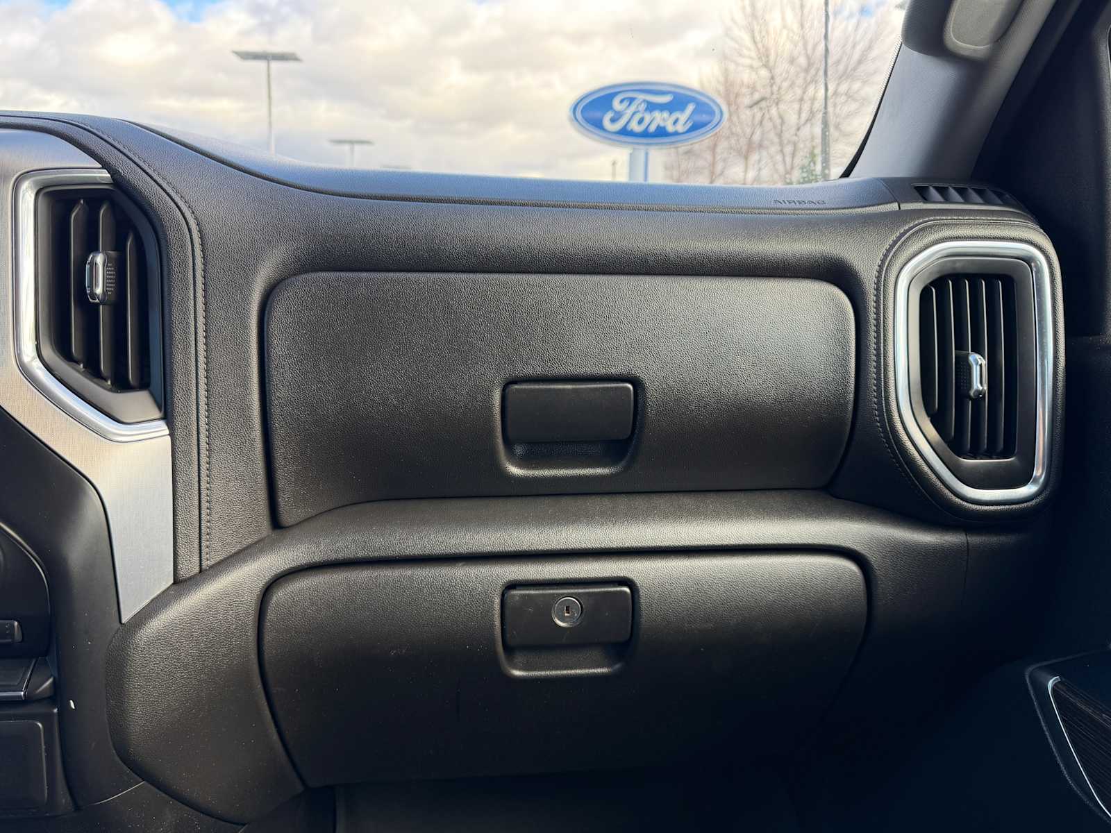 Thumbnail: 2023 GMC Sierra 2500 - 22