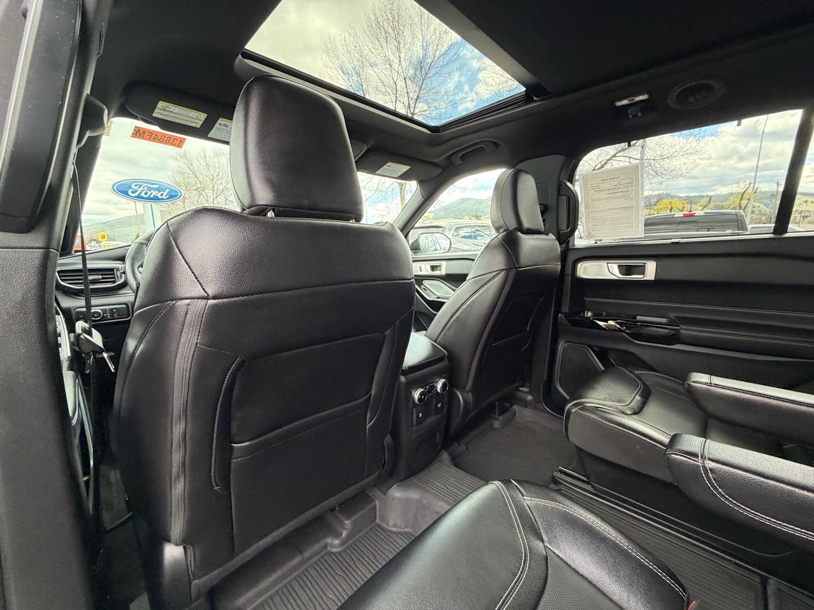 Thumbnail: 2024 Ford Explorer - 27