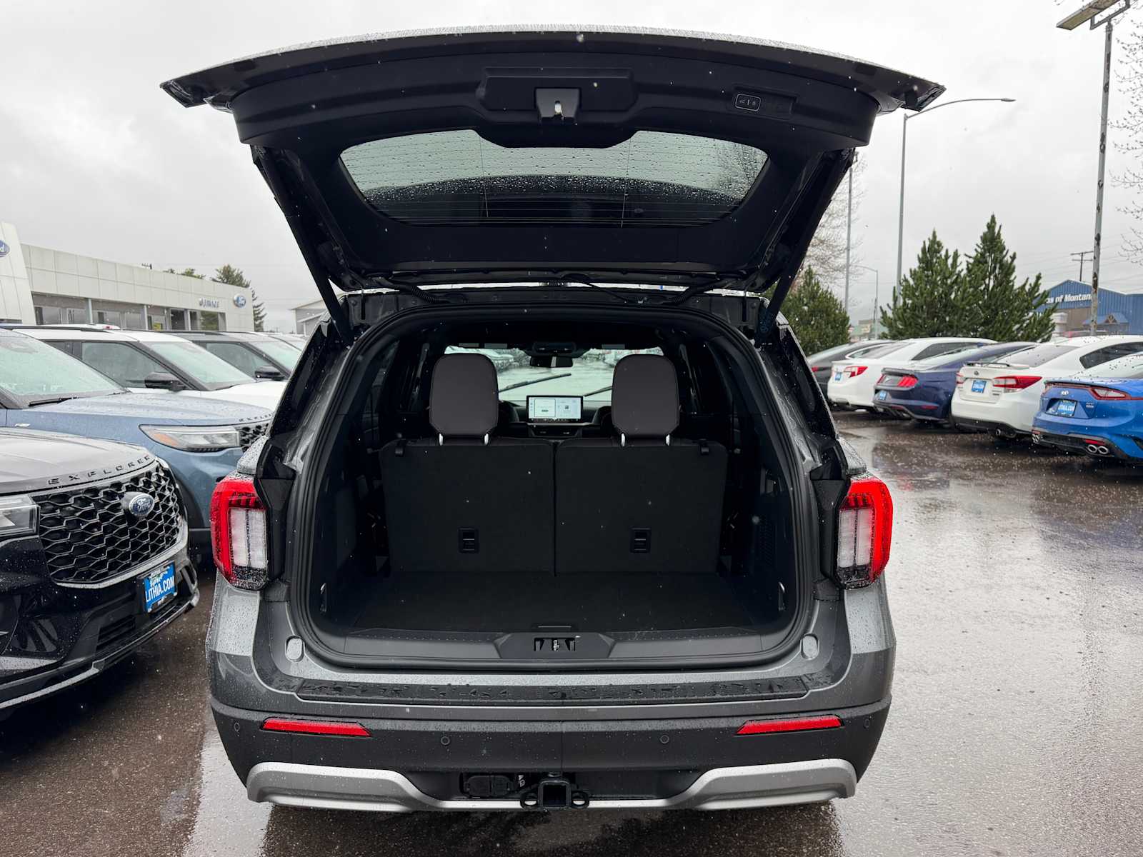 Thumbnail: 2026 Ford Explorer - 9