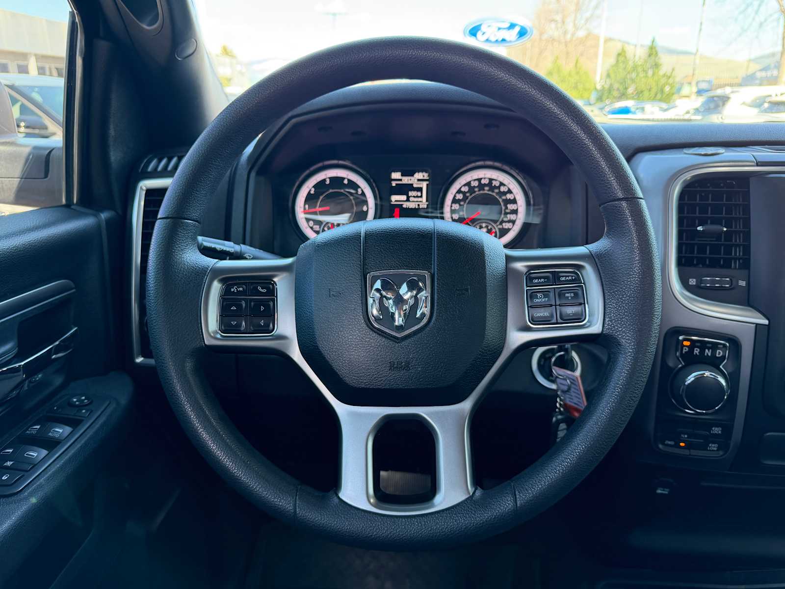 Thumbnail: 2021 RAM 1500 Classic - 14