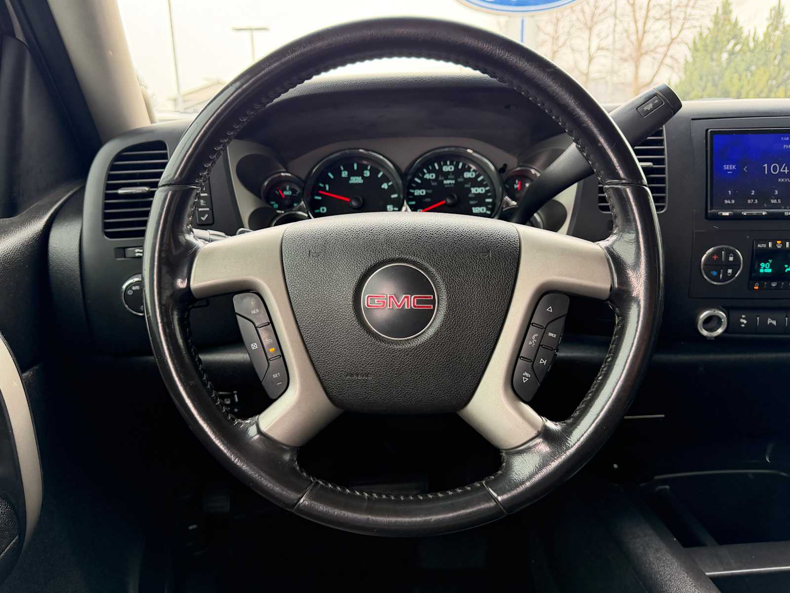 Thumbnail: 2009 GMC Sierra 2500 - 13