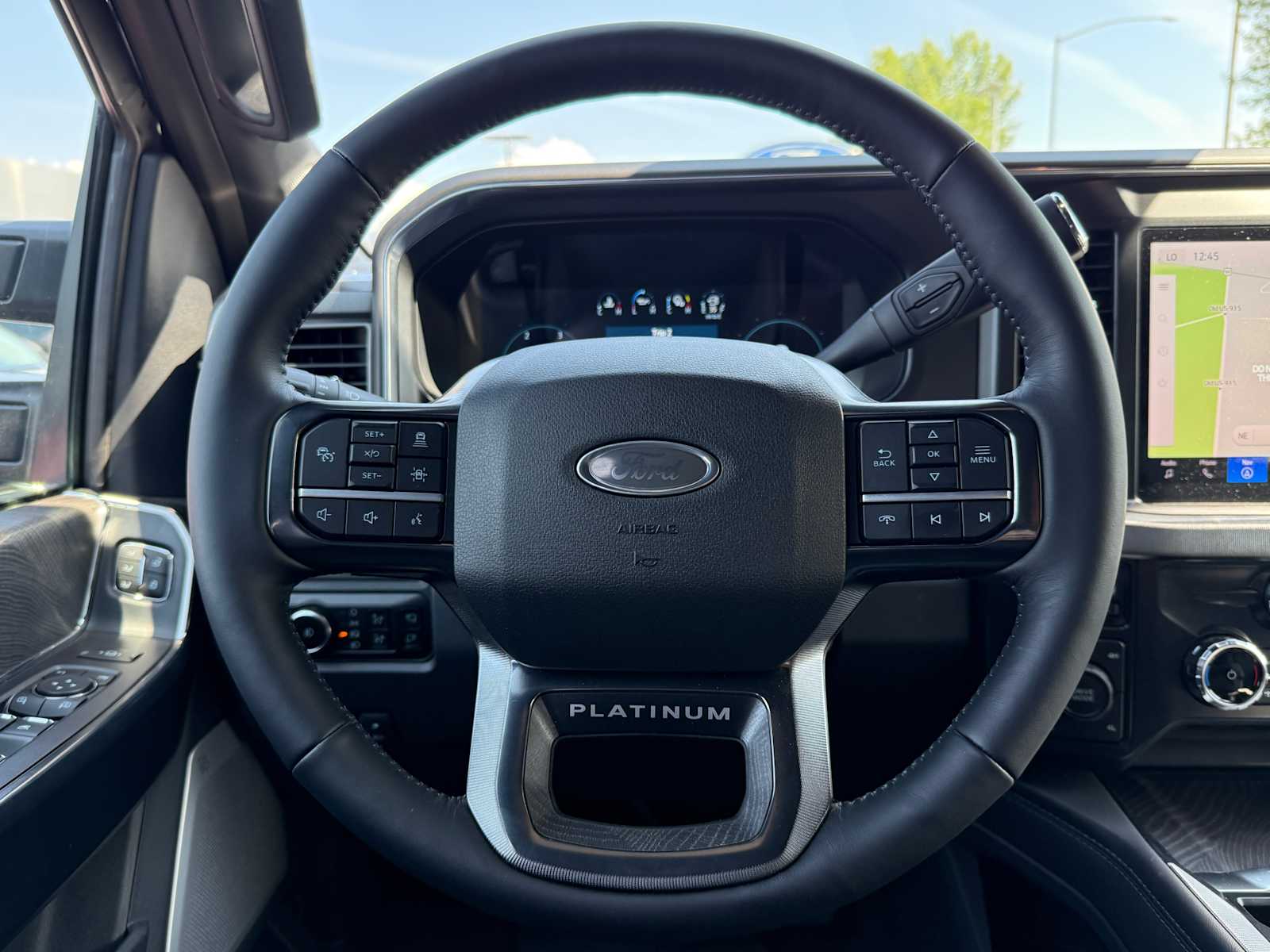 2025 Ford F-350 Super Duty Platinum - Photo 14