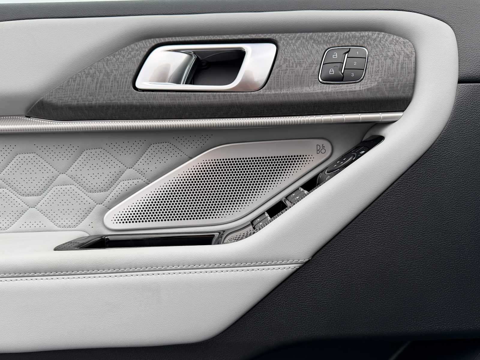 Thumbnail: 2026 Ford Explorer - 11