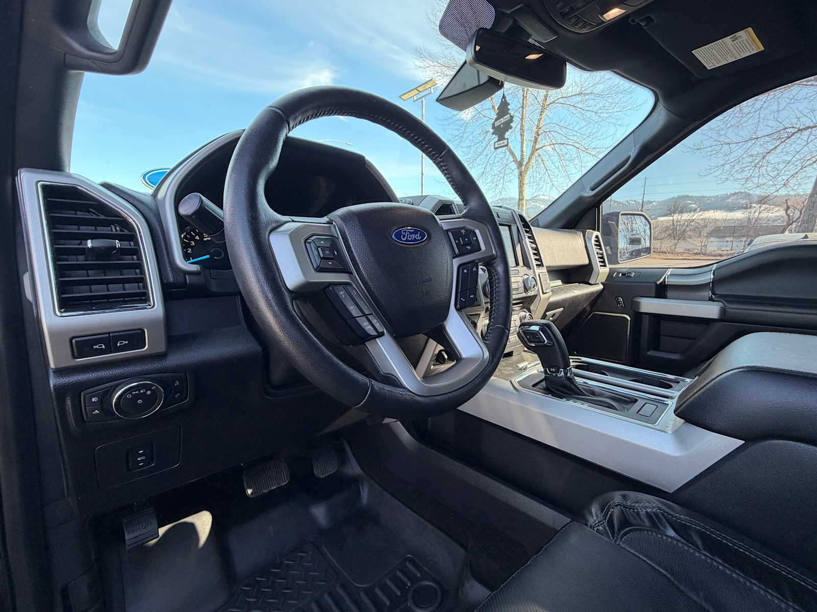 Thumbnail: 2017 Ford F-150 - 13