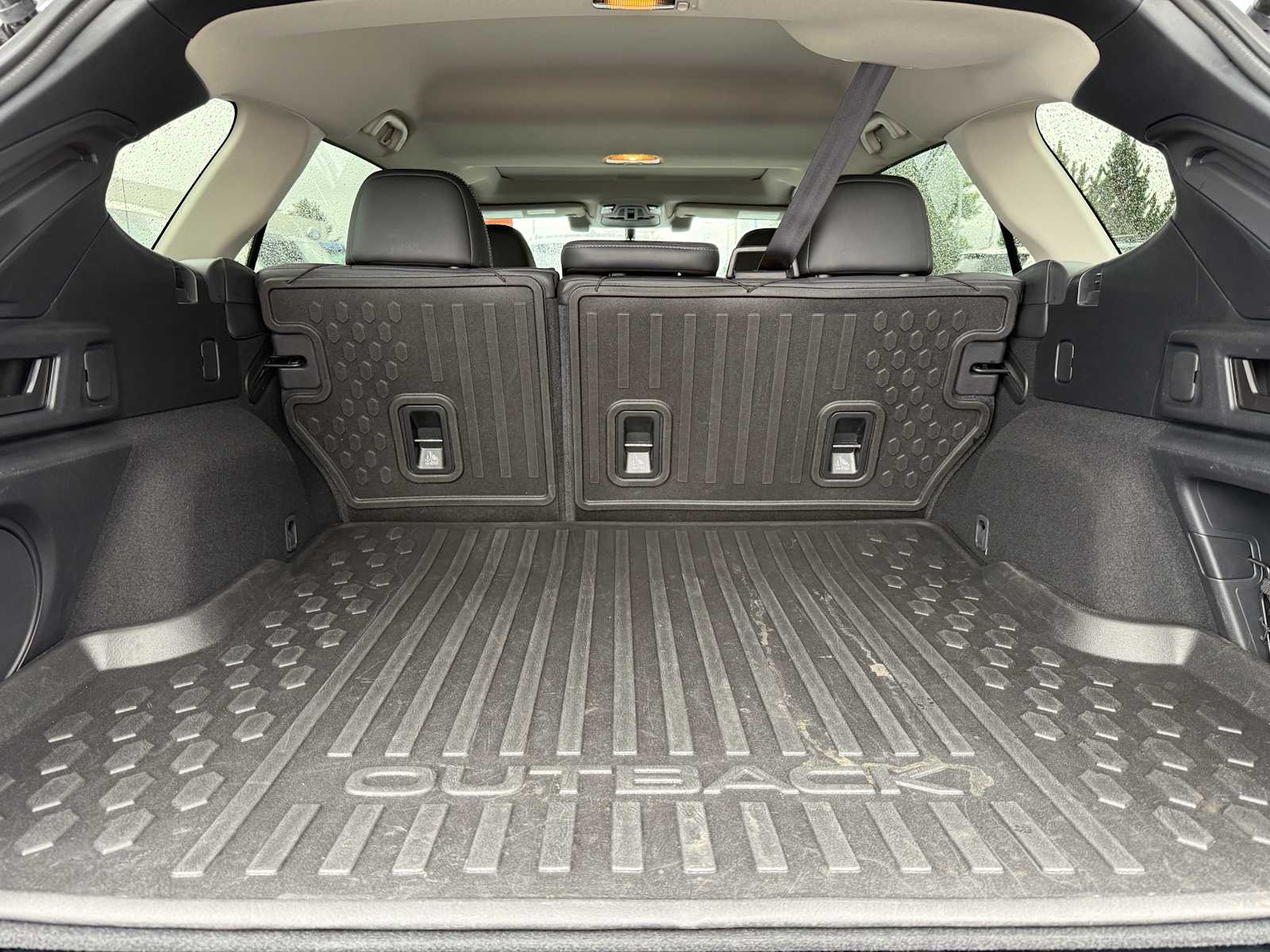 Thumbnail: 2022 Subaru Outback - 10