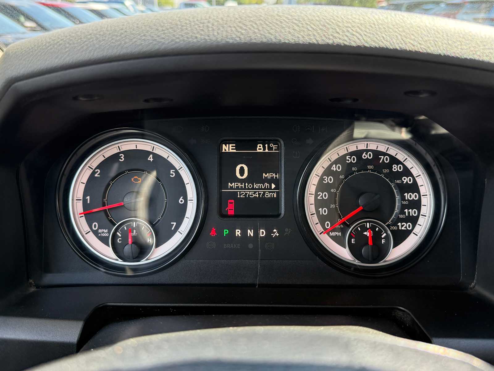 Thumbnail: 2019 RAM 1500 Classic - 14