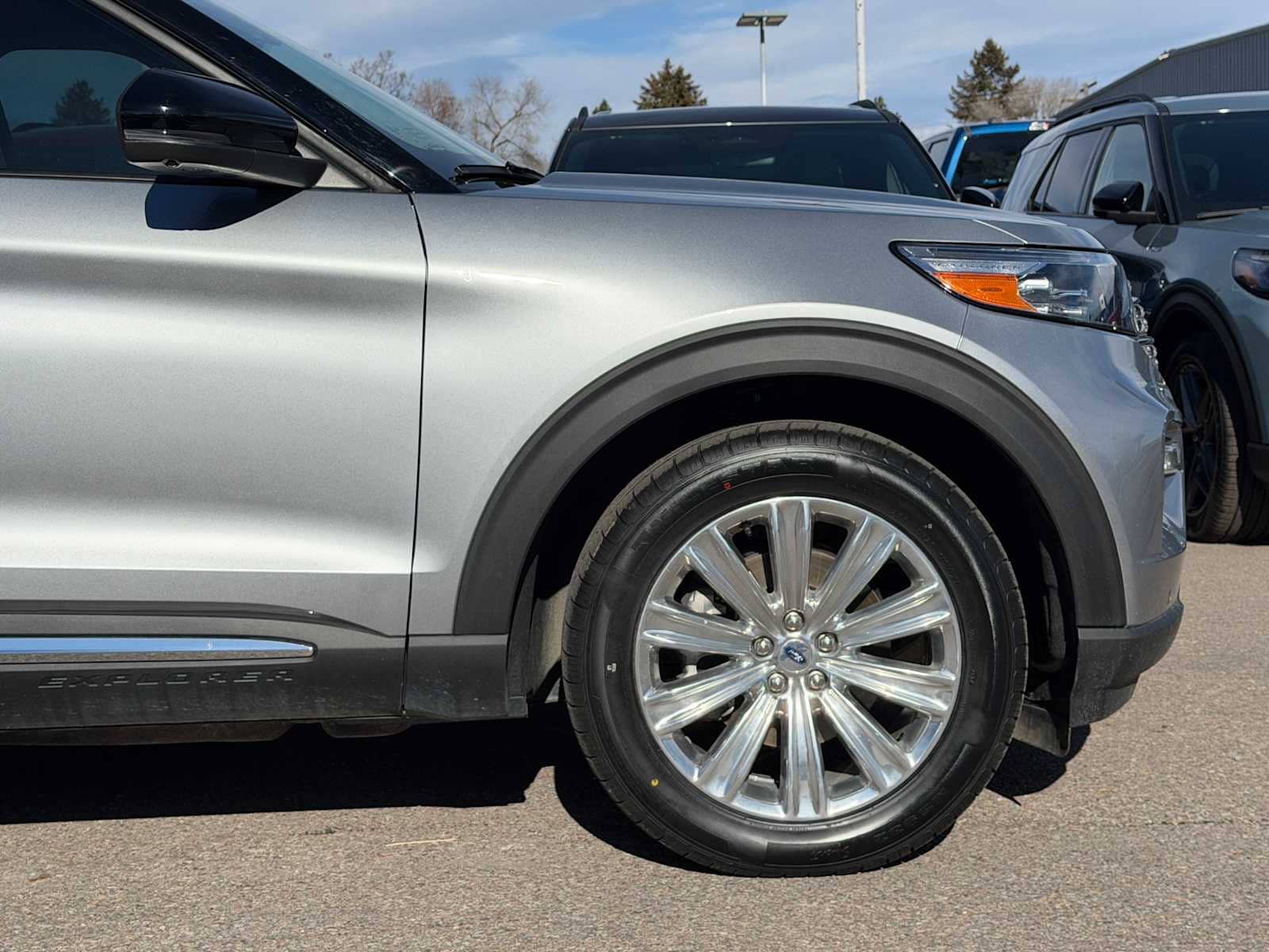 Thumbnail: 2022 Ford Explorer - 5