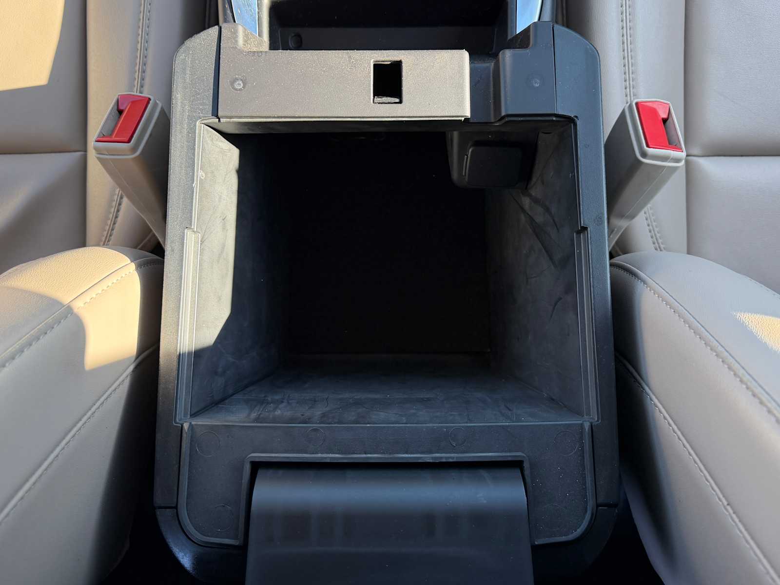 Thumbnail: 2024 Ford Explorer - 21