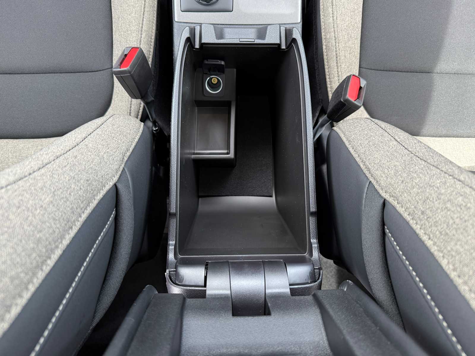 Thumbnail: 2025 Ford Bronco Sport - 22