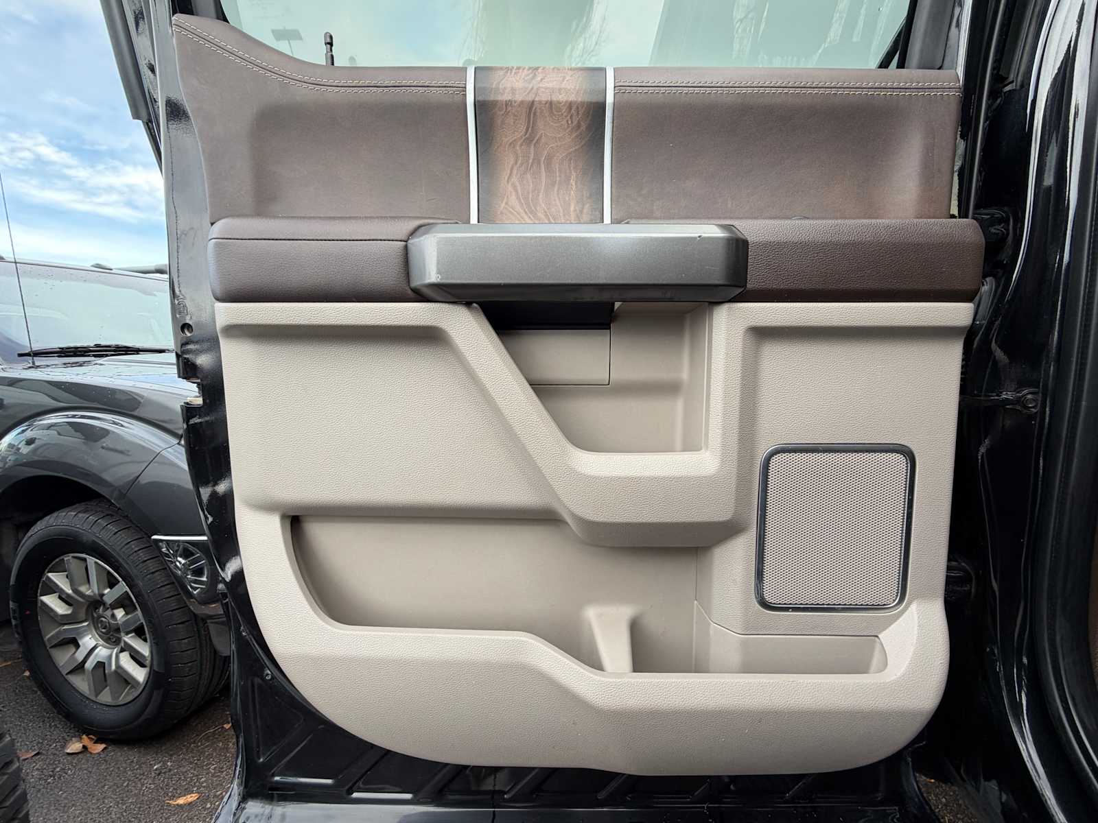 Thumbnail: 2019 Ford F-150 - 24