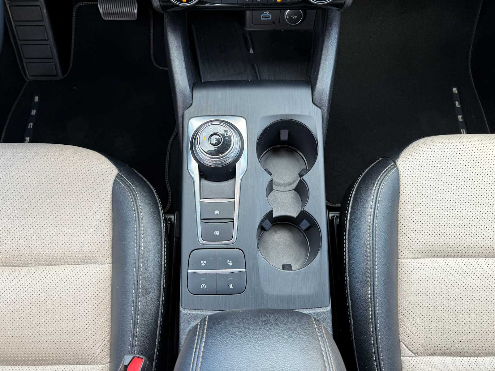 Thumbnail: 2021 Ford Escape - 19