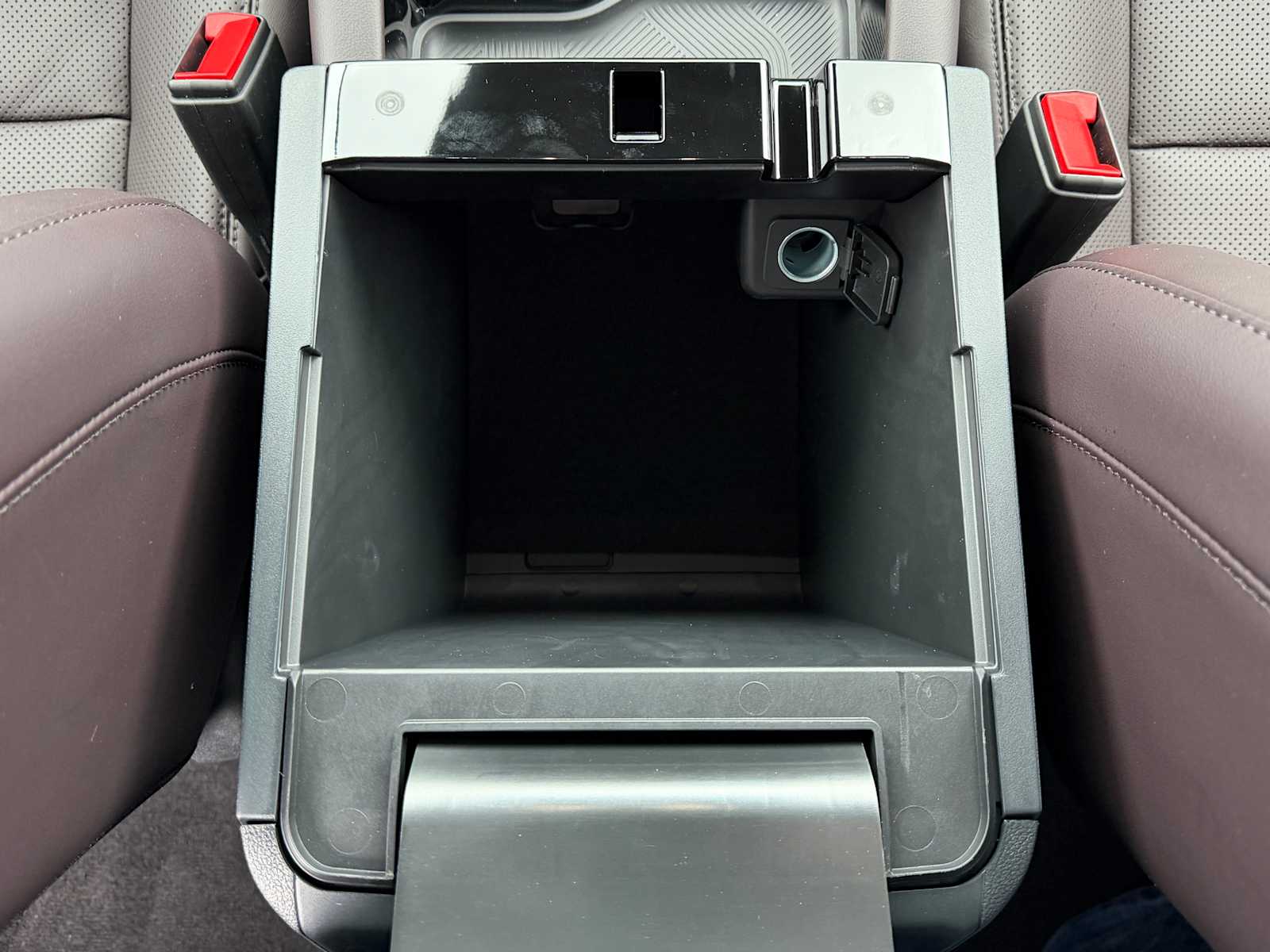 Thumbnail: 2026 Ford Explorer - 23