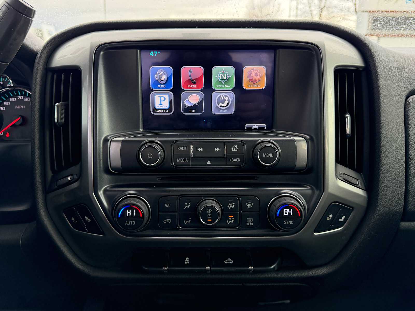 Thumbnail: 2015 Chevrolet Silverado 1500 - 17