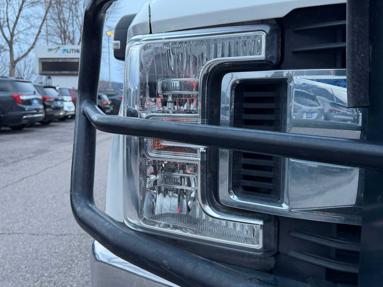 Thumbnail: 2019 Ford Econoline - 3