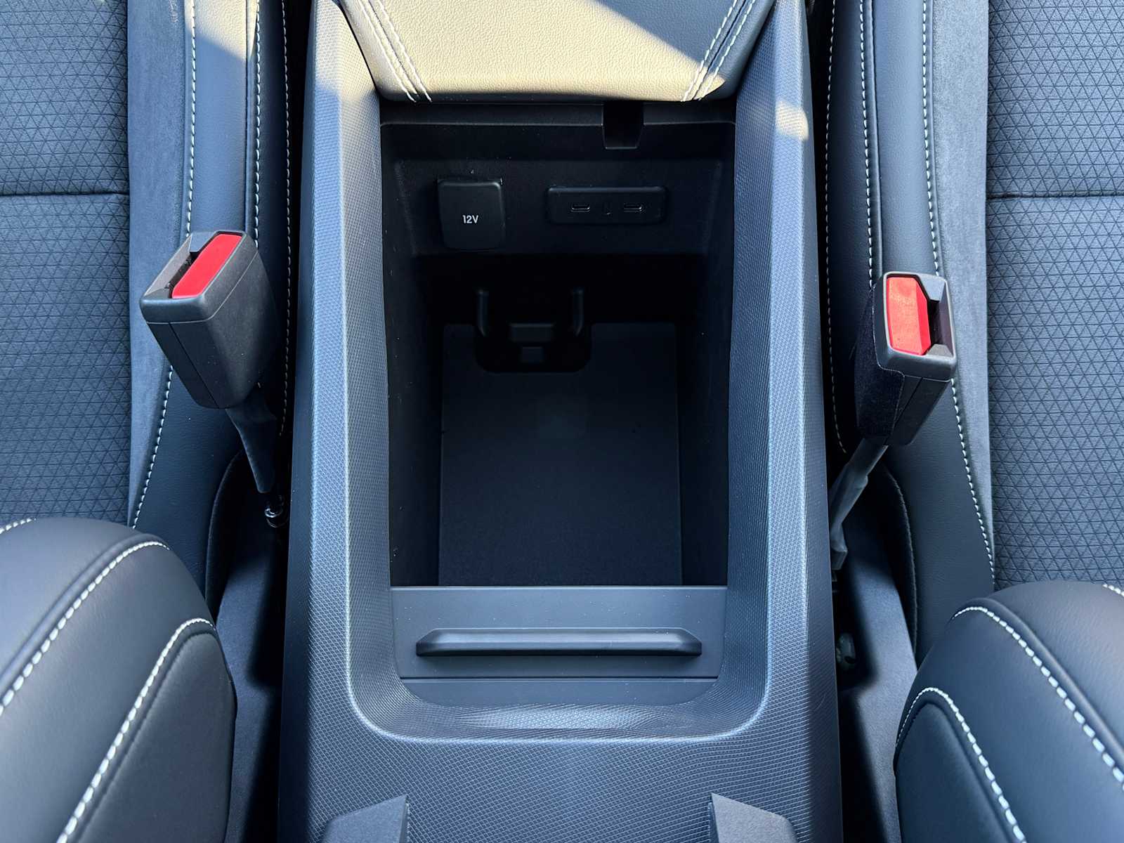 Thumbnail: 2025 Ford Mustang Mach-E - 21