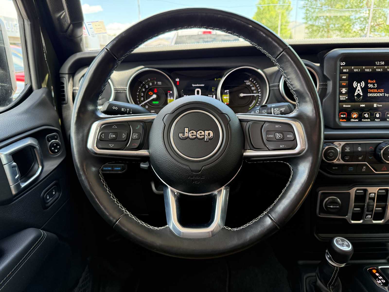 2021 Jeep Wrangler Unlimited Sahara 13