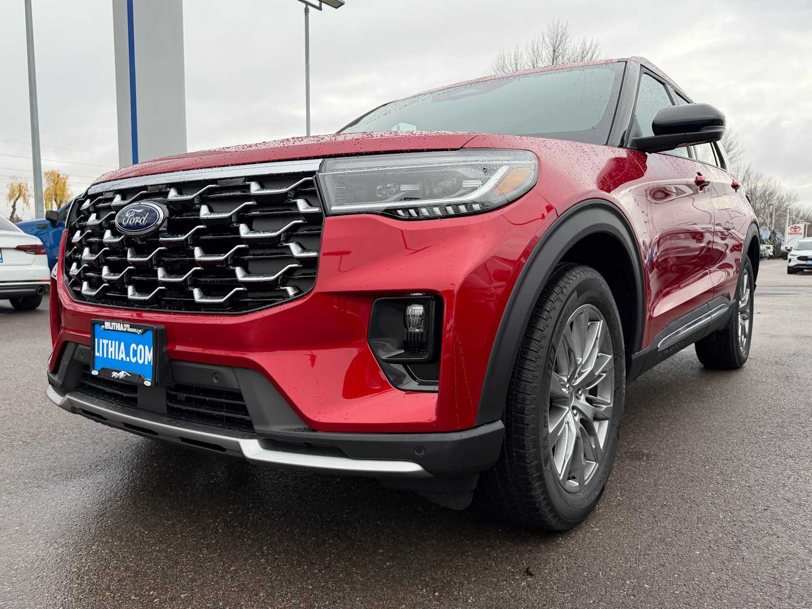 2026 Ford Explorer Platinum's photo