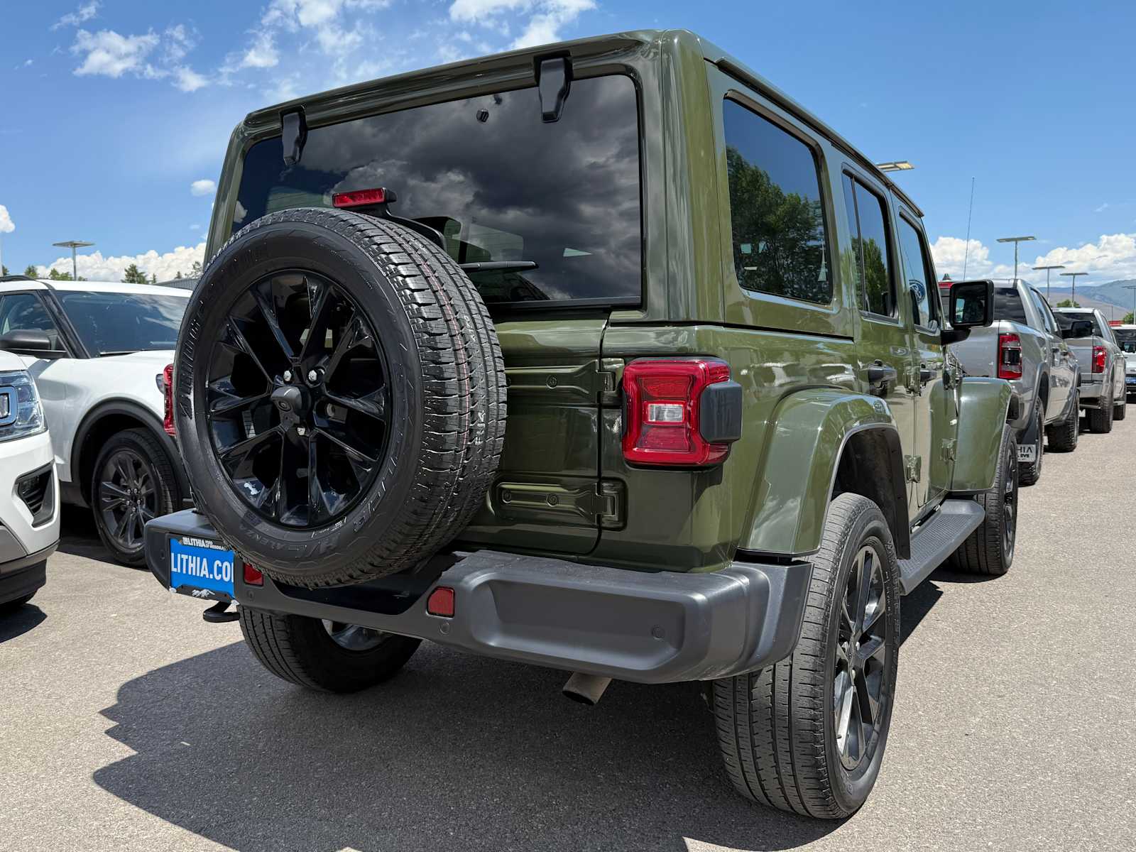 2021 Jeep Wrangler Unlimited Sahara 8