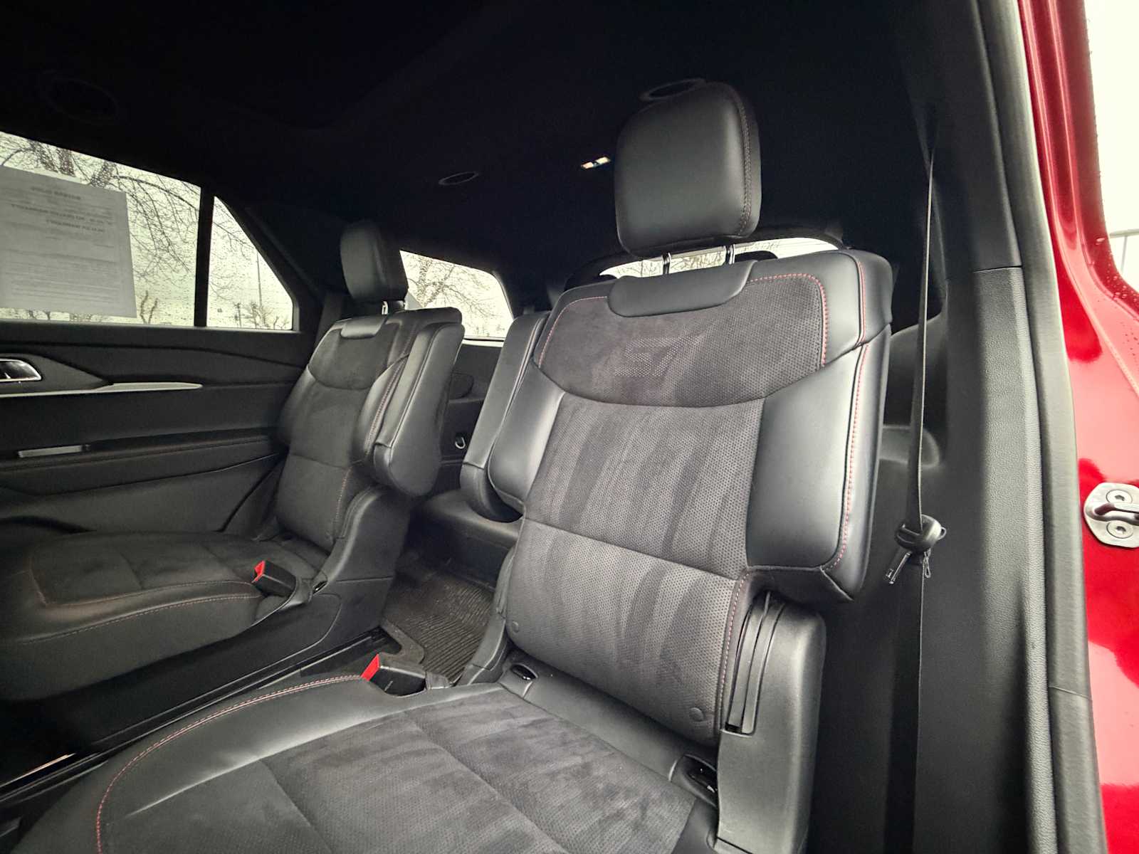 Thumbnail: 2025 Ford Explorer - 28