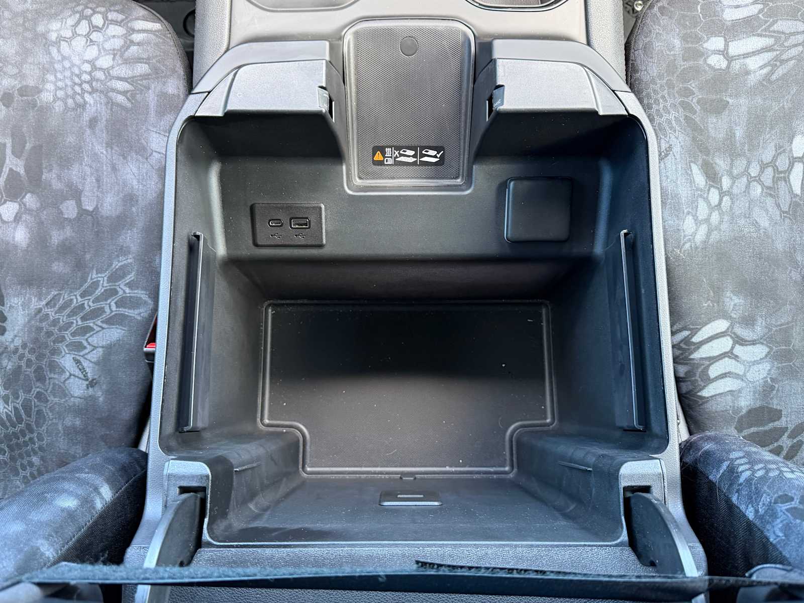 Thumbnail: 2023 GMC Sierra 1500 - 23