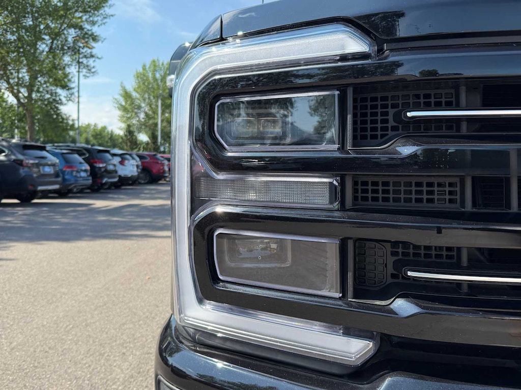 New 2025 Ford F-350 Platinum Truck Crew Cab