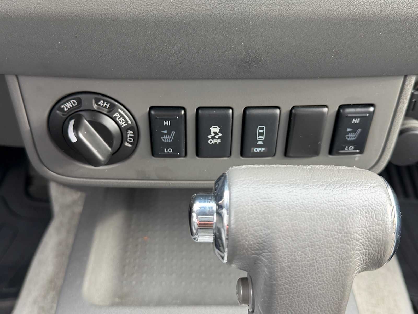 Thumbnail: 2016 Nissan Frontier - 16