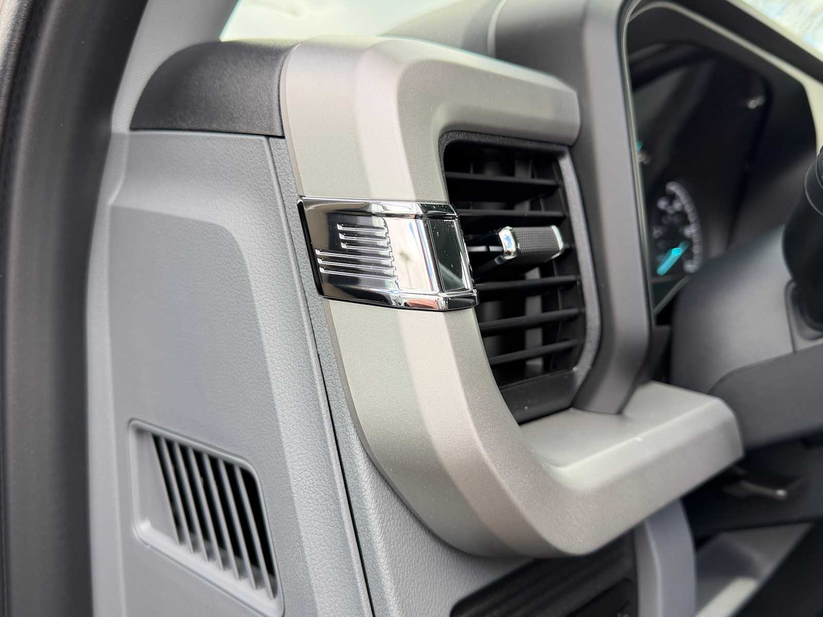 Thumbnail: 2026 Ford F-250 - 11