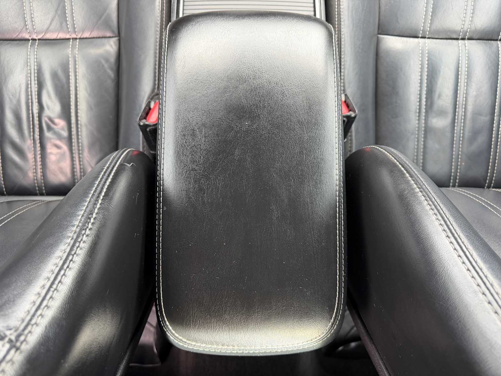 Thumbnail: 2018 Chrysler 300 - 22