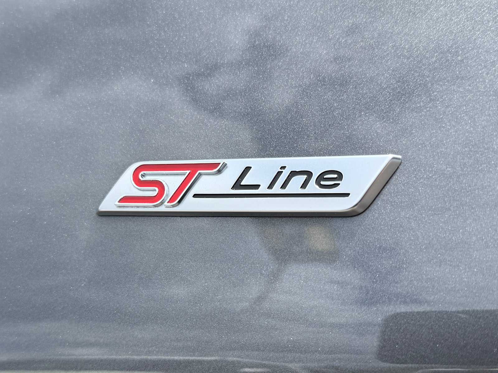 2025 Ford Explorer ST-Line 31