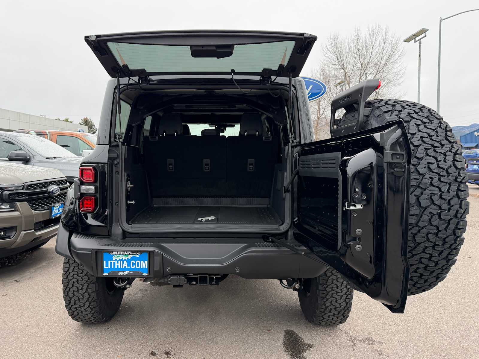 Thumbnail: 2025 Ford Bronco - 9