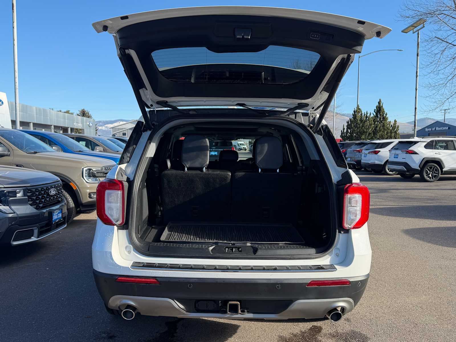 Thumbnail: 2023 Ford Explorer - 8