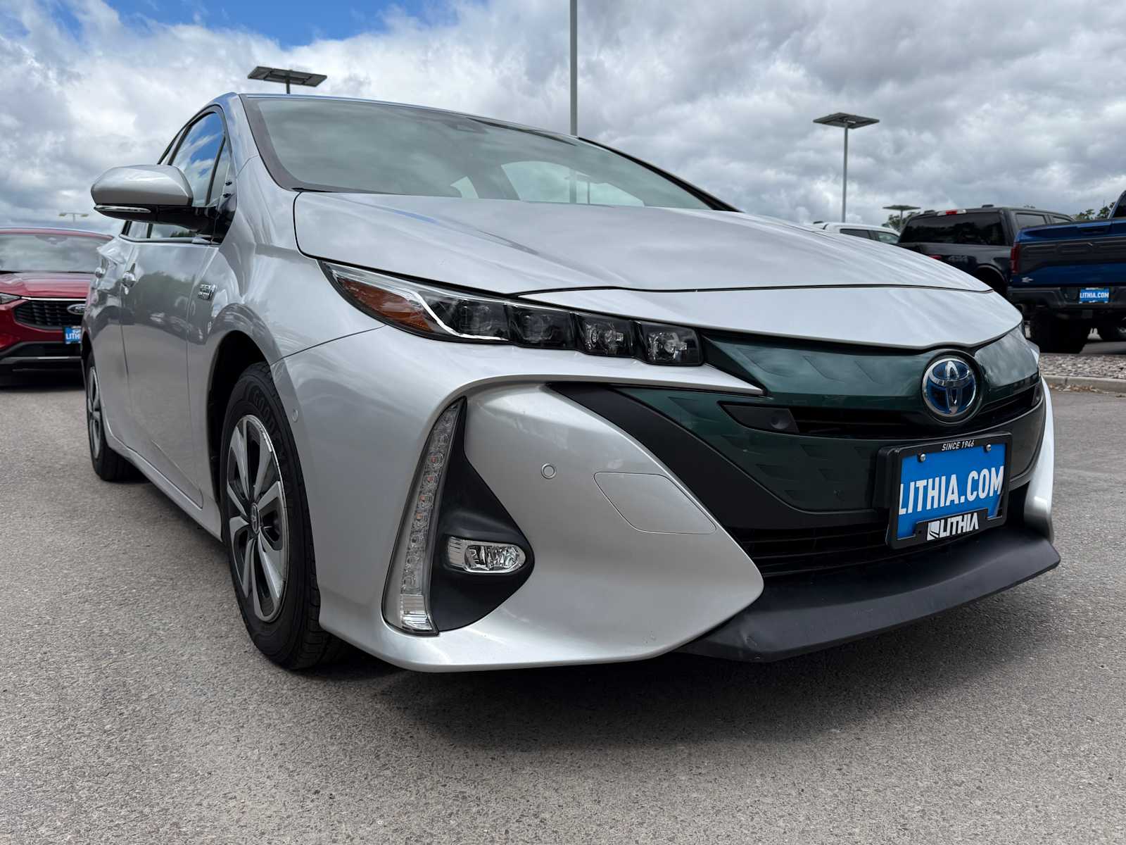 2019 Toyota Prius Prime Advanced photo 4