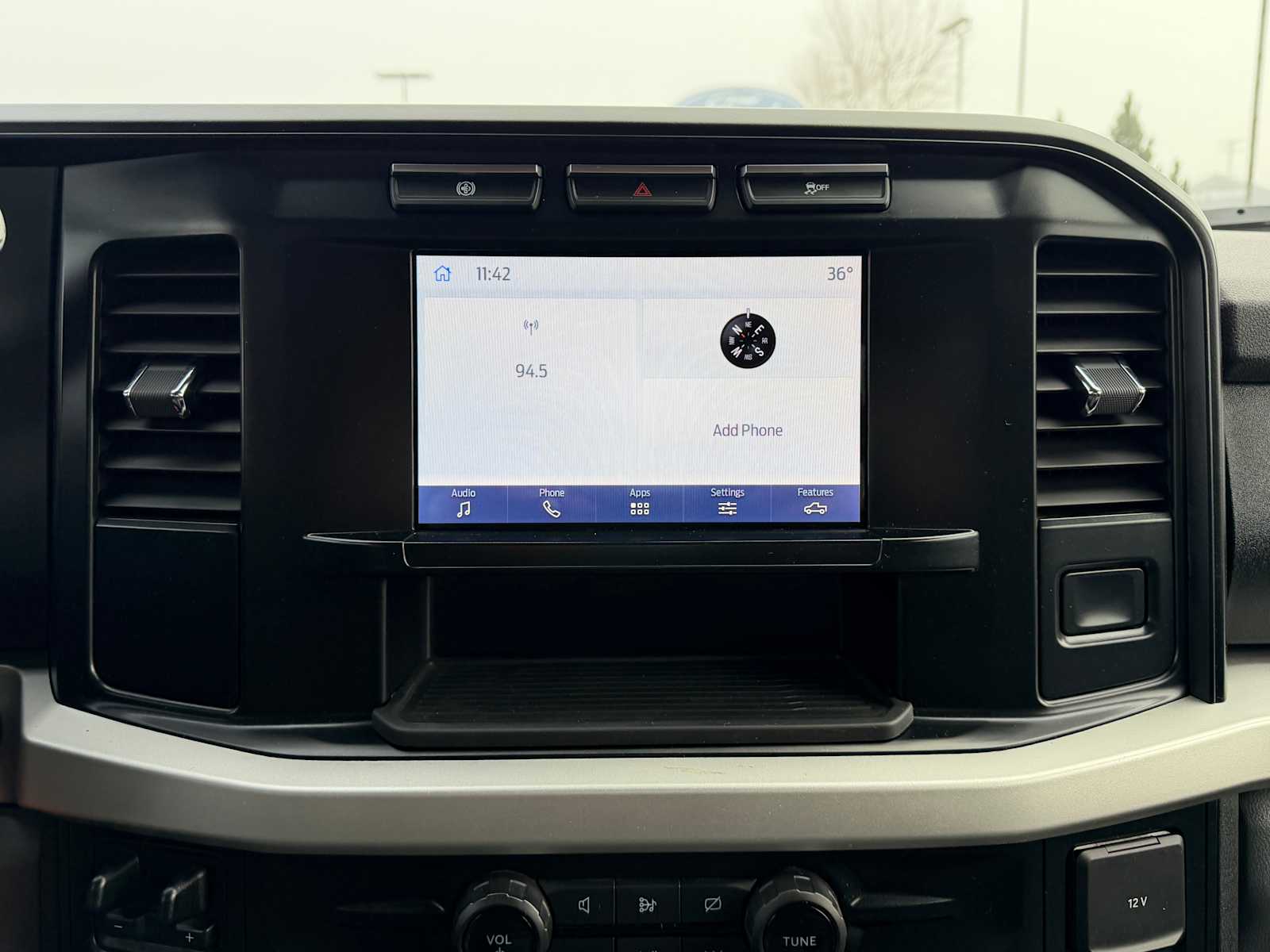 Thumbnail: 2024 Ford Econoline - 18