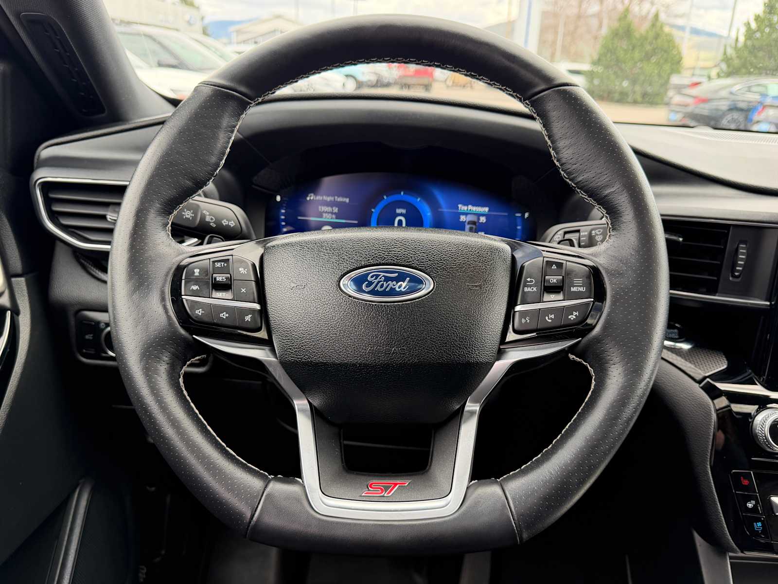 Thumbnail: 2024 Ford Explorer - 15