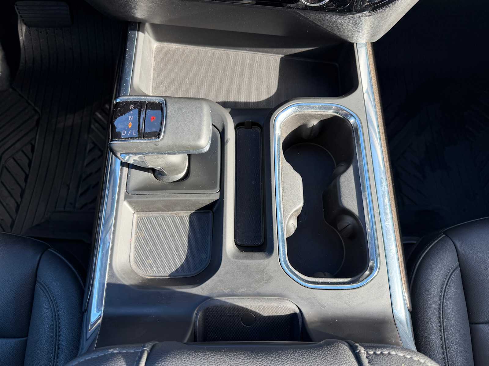 Thumbnail: 2024 Chevrolet Silverado 1500 - 20