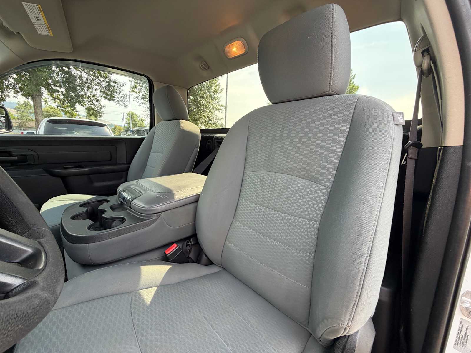 2016 RAM Ram 1500 Pickup Tradesman - Photo 10